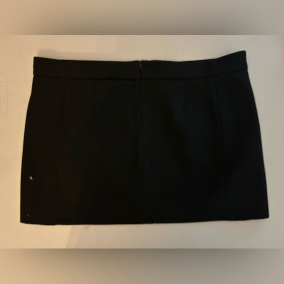 Zara Mini Skirt - Picture 3 of 4